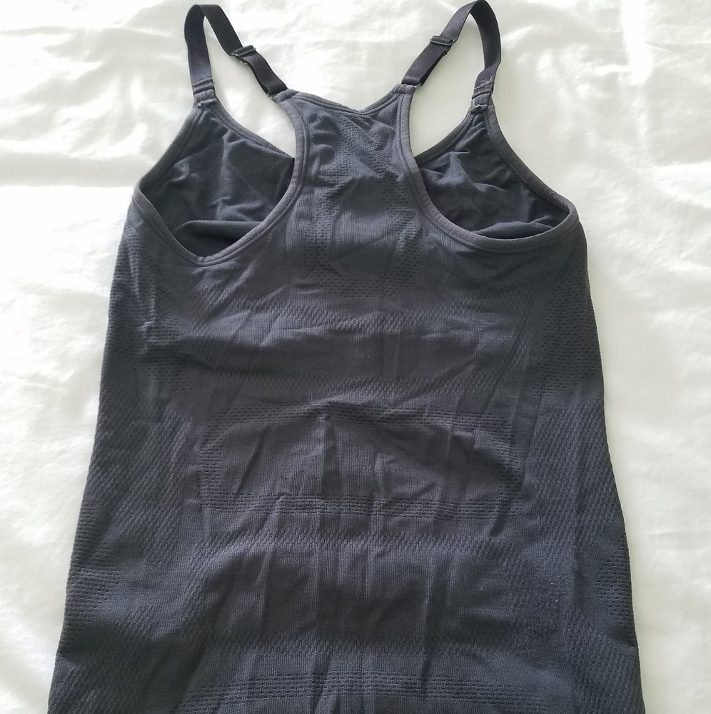 Chmpion Built In Bar Workout Tank Top
